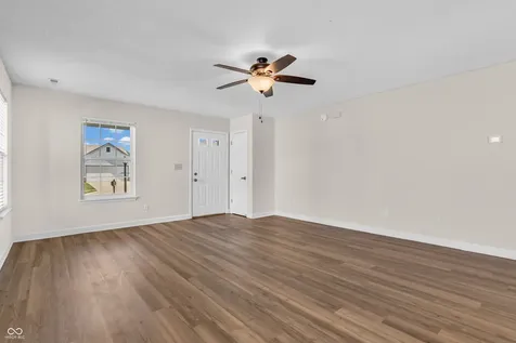 7549 Stockard Street Indianapolis IN 46239