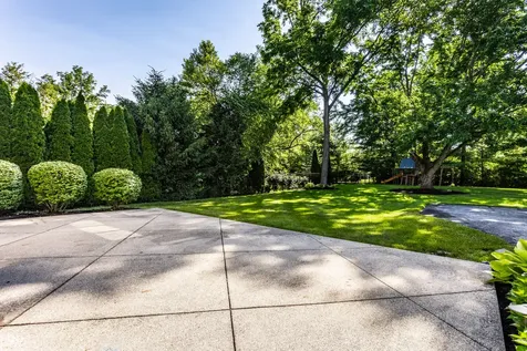 7265 N Illinois Street Indianapolis IN 46260