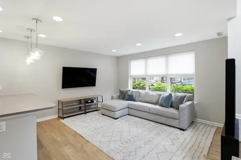 12932 Grand Vue Drive Carmel IN 46032