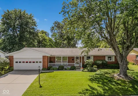 3142 Fairlawn Drive Columbus IN 47203