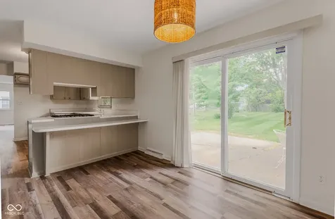 3142 Fairlawn Drive Columbus IN 47203