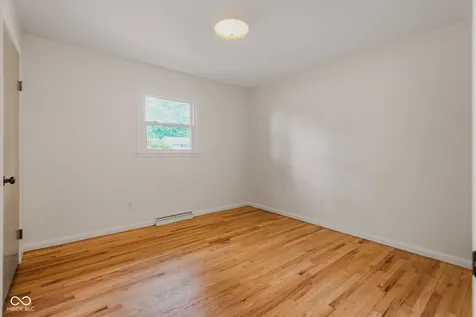 3142 Fairlawn Drive Columbus IN 47203