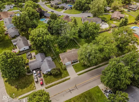 3142 Fairlawn Drive Columbus IN 47203