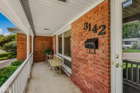 3142 Fairlawn Drive Columbus IN 47203