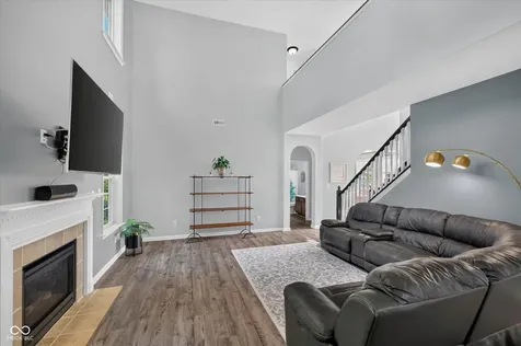 12160 Wolverton Way Fishers IN 46037