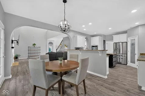 12160 Wolverton Way Fishers IN 46037
