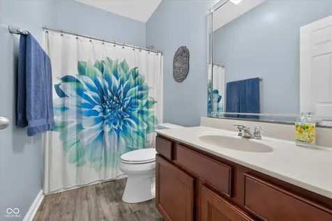 12160 Wolverton Way Fishers IN 46037