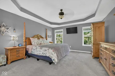 12160 Wolverton Way Fishers IN 46037
