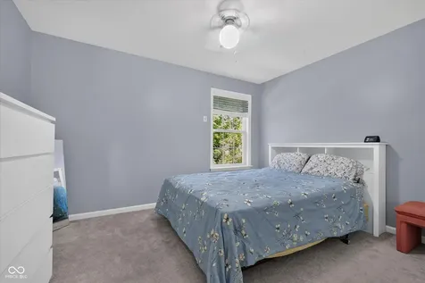 12160 Wolverton Way Fishers IN 46037