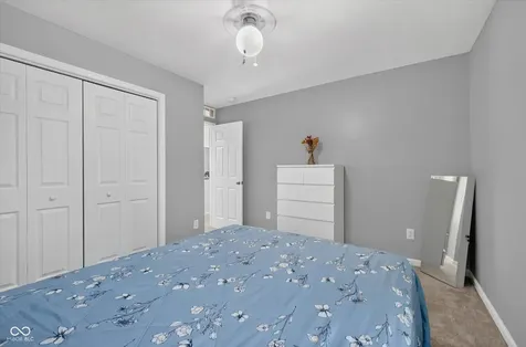 12160 Wolverton Way Fishers IN 46037