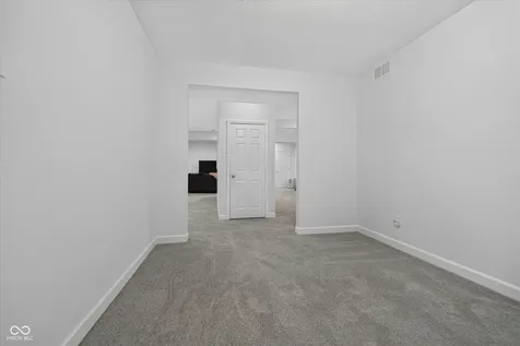 12160 Wolverton Way Fishers IN 46037