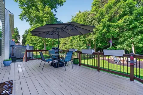 12160 Wolverton Way Fishers IN 46037