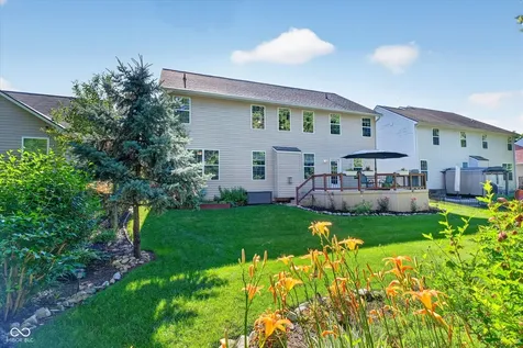 12160 Wolverton Way Fishers IN 46037