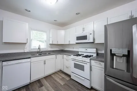 1738 Thaddeus Street Indianapolis IN 46203