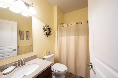 16574 Grappa Trail Fishers IN 46037