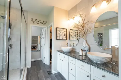 12447 Eddington Place Fishers IN 46037