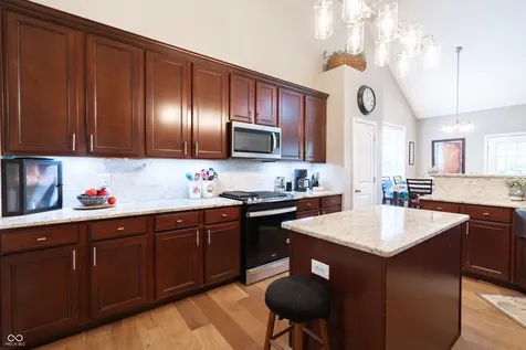 12447 Eddington Place Fishers IN 46037