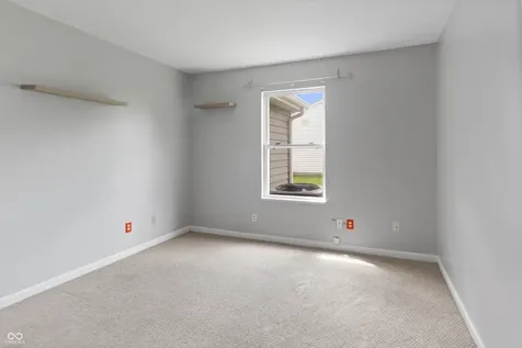 5636 Glen Canyon Drive Indianapolis IN 46237