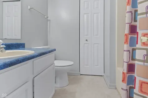 5636 Glen Canyon Drive Indianapolis IN 46237