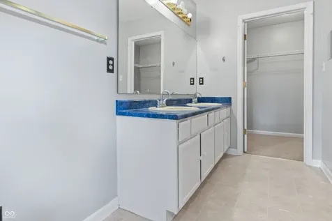 5636 Glen Canyon Drive Indianapolis IN 46237