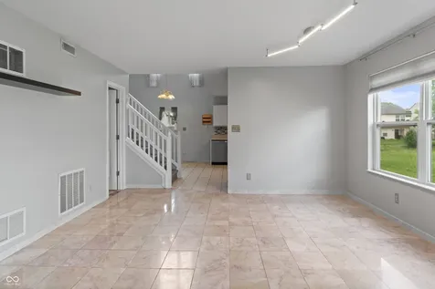 5636 Glen Canyon Drive Indianapolis IN 46237