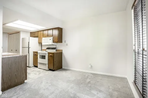 2554 Chaseway Court Indianapolis IN 46268