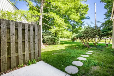 2554 Chaseway Court Indianapolis IN 46268