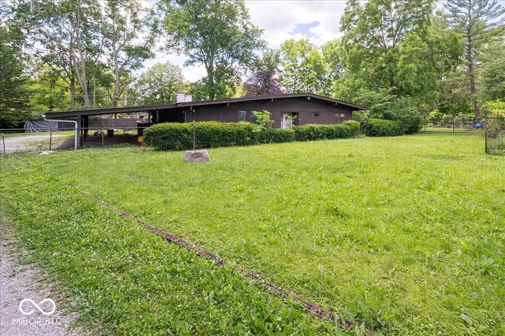 2229 W 60th Street Indianapolis IN 46228