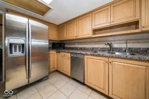 2229 W 60th Street Indianapolis IN 46228