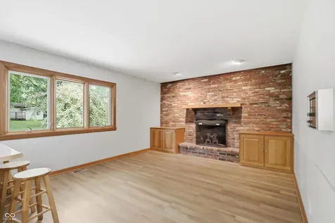 26 W Hill Valley Drive Indianapolis IN 46217