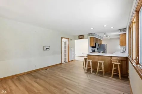 26 W Hill Valley Drive Indianapolis IN 46217