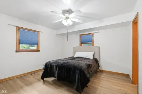 26 W Hill Valley Drive Indianapolis IN 46217