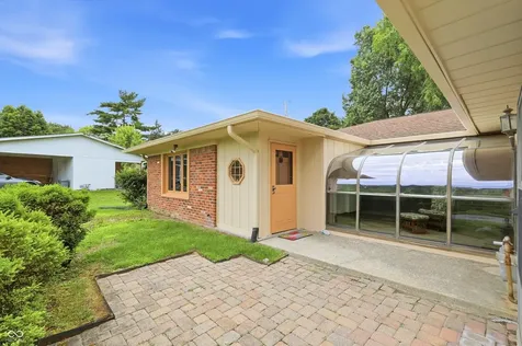 26 W Hill Valley Drive Indianapolis IN 46217