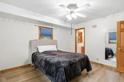 26 W Hill Valley Drive Indianapolis IN 46217