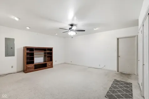 26 W Hill Valley Drive Indianapolis IN 46217