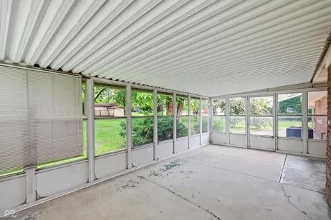 26 W Hill Valley Drive Indianapolis IN 46217