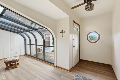 26 W Hill Valley Drive Indianapolis IN 46217