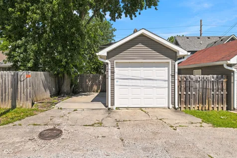 1524 S East Street Indianapolis IN 46225
