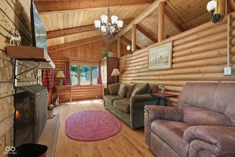7183 Ellis Lake Road Paragon IN 46166