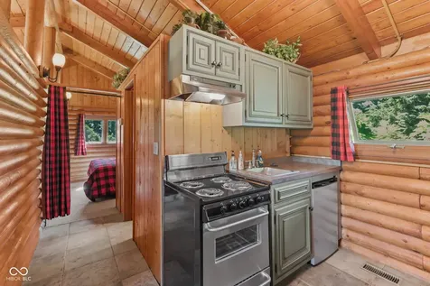 7183 Ellis Lake Road Paragon IN 46166