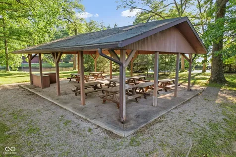 7183 Ellis Lake Road Paragon IN 46166