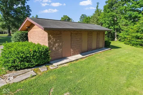 7183 Ellis Lake Road Paragon IN 46166