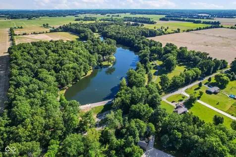 7183 Ellis Lake Road Paragon IN 46166
