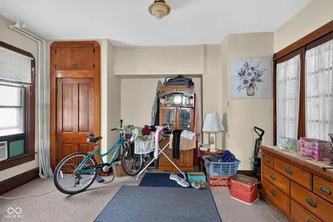 147 E King Street Franklin IN 46131