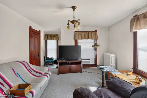 147 E King Street Franklin IN 46131