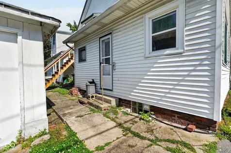 147 E King Street Franklin IN 46131