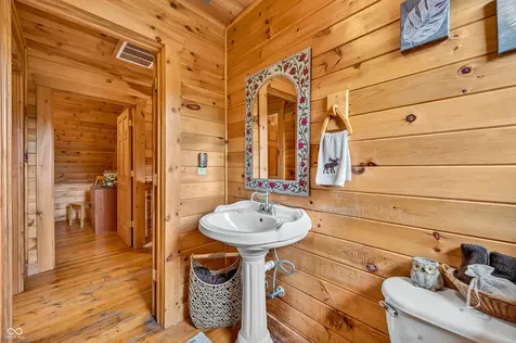 9601 Buffalo Pike Freetown IN 47235