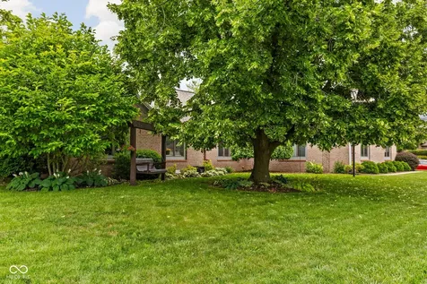 1018 Lakewood South Drive Brownsburg IN 46112
