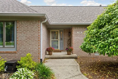 1018 Lakewood South Drive Brownsburg IN 46112