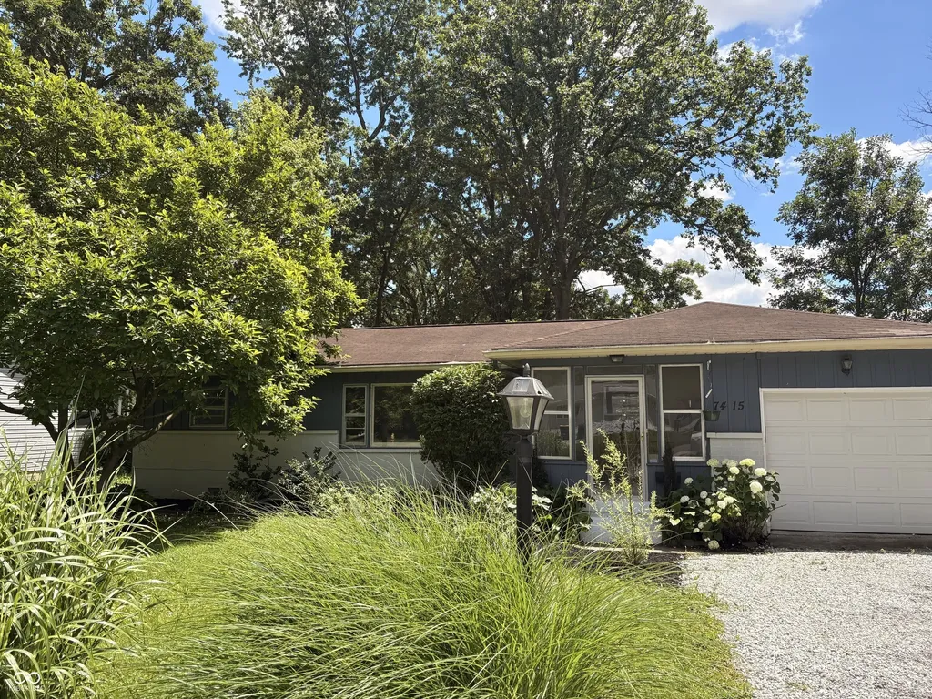 7415 E 48th Street Indianapolis IN 46226
